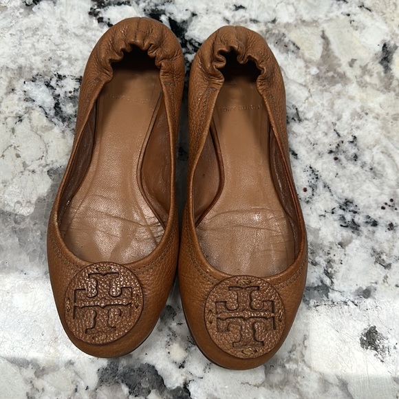Tory Burch brown leather flats - Picture 2 of 5